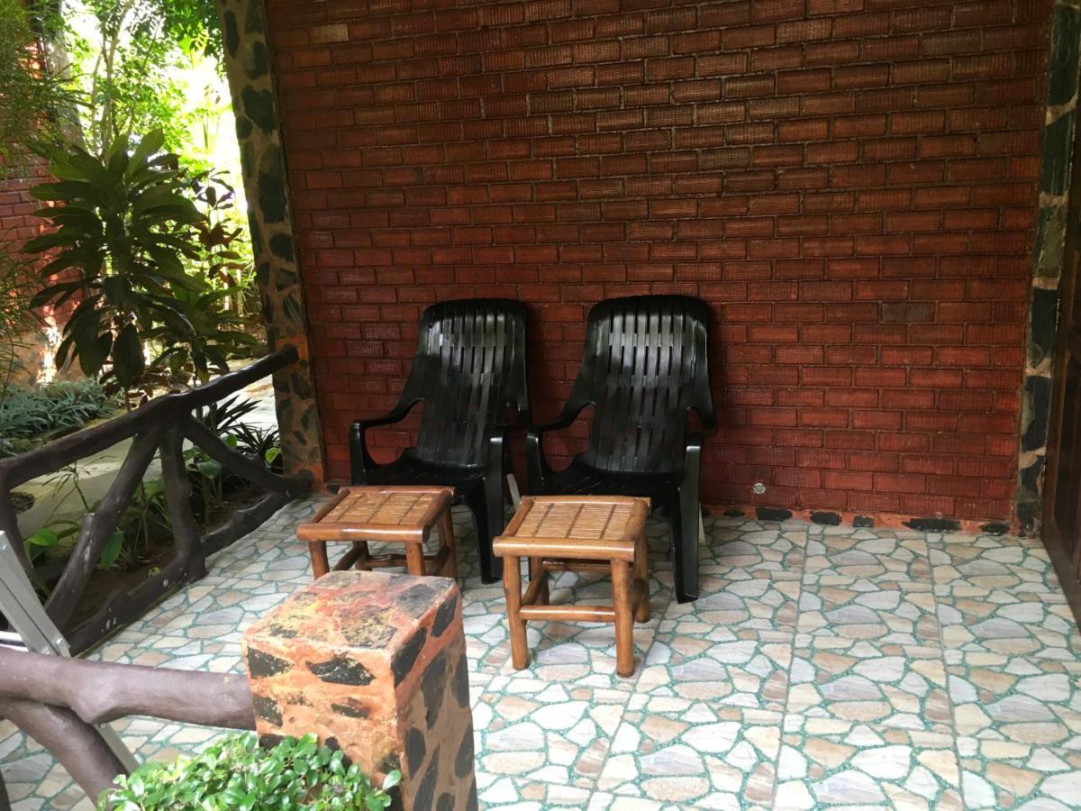 Sunflowerbungalow Khao Lak Exterior foto